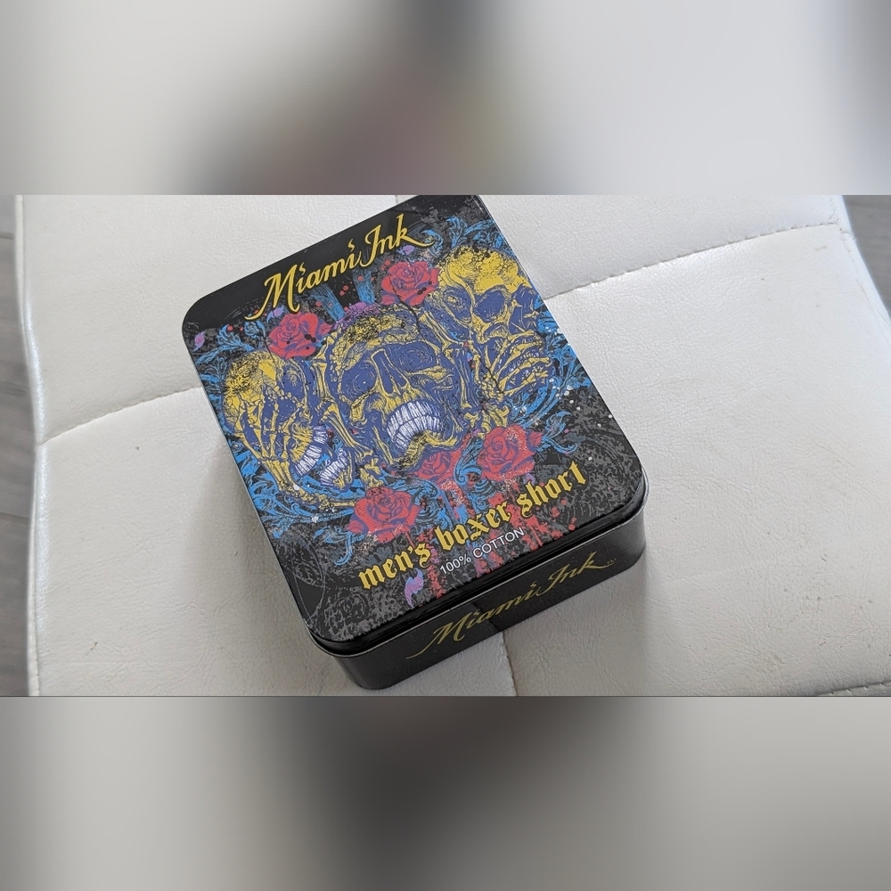 Miami Ink Book & Tin - Picture 2 of 6